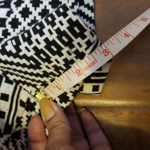 Jessica Simpson Womens Black White Printed Shorts - Picture 7 of 13